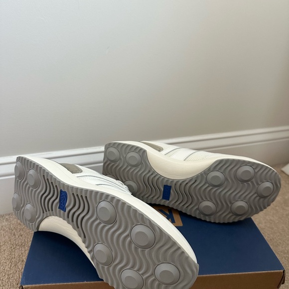 Keds Tiasa White sneaker size 8 - Picture 6 of 6